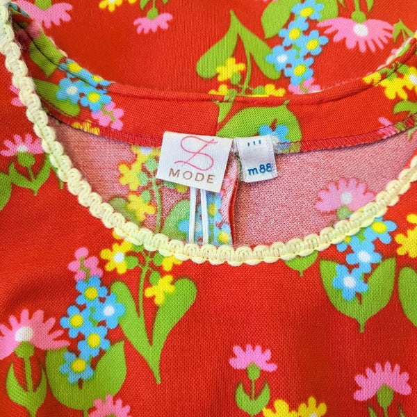 1960's Vintage Red Floral Crimplene Mod Mini Dress