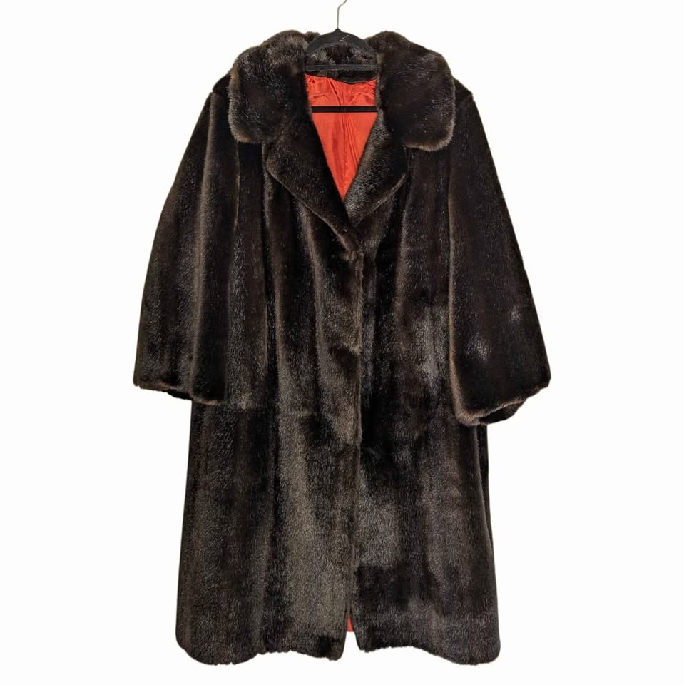 1970's Vintage Dark Brown Faux Fur Coat