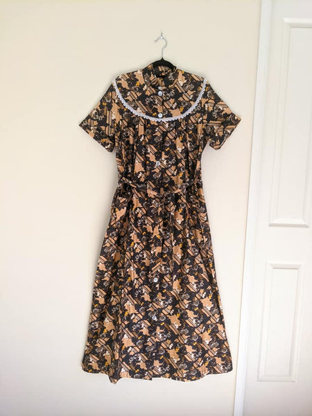 1970's Vintage Patterned Polished Cotton House Dress