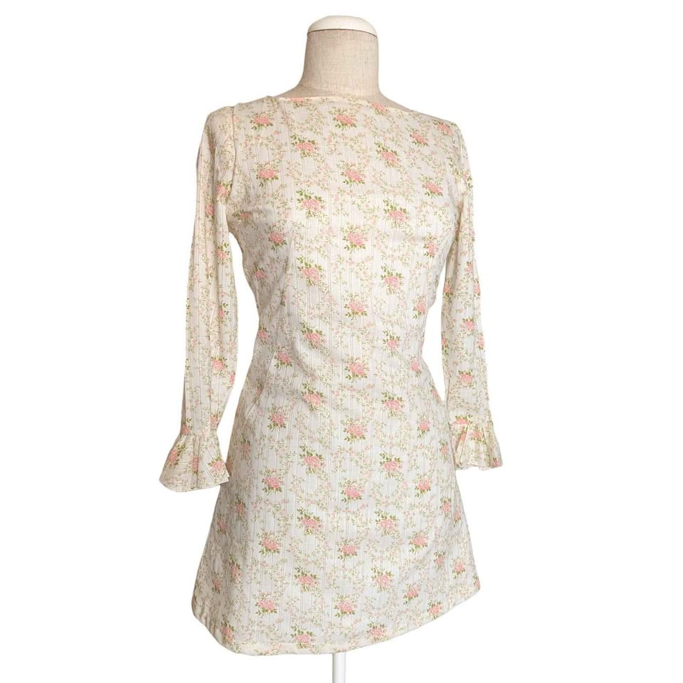 1970's Vintage White Floral Mini Dress
