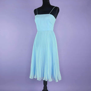 60's Vintage Dreamy Baby Blue Dress Kitsch Vintage