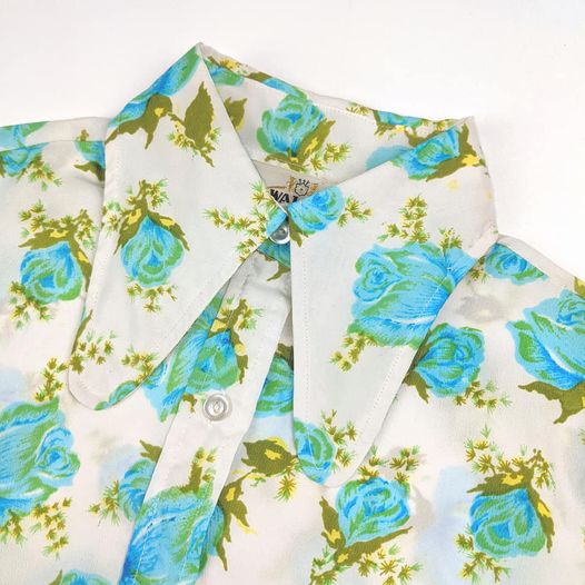 1970's Vintage Deadstock Blue Rose Button Up Shirt