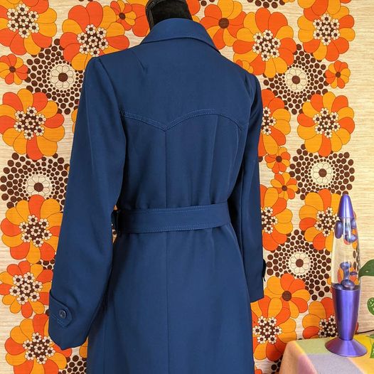 1960's / 1970's Vintage Navy Blue Coat