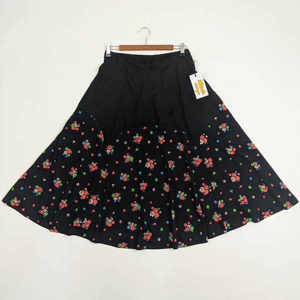 70's Vintage Black Floral Skirt Kitsch Vintage